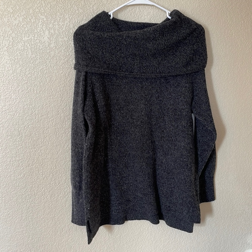 DKNY Sweater